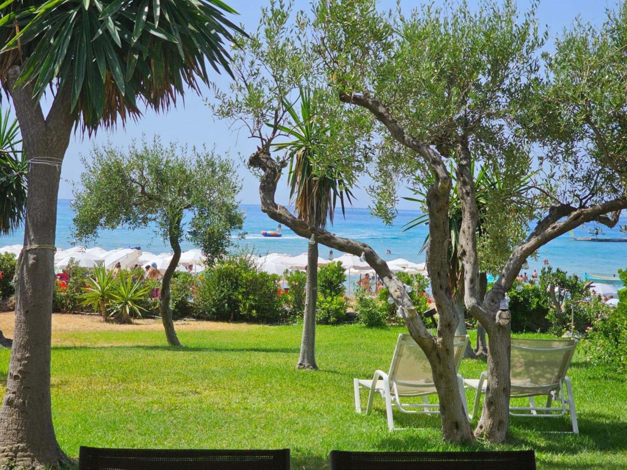 Glyfada Beachfront Apartment A3G Exterior foto